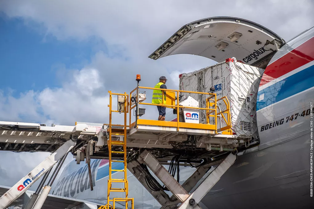 Arrivée satellites Galileo aéroport Félix EBOUE