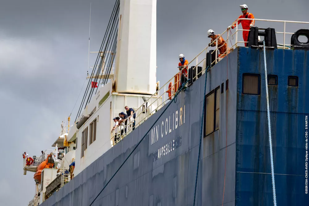 VV29_Arrivee MN COLIBRI_Port de Pariacabo