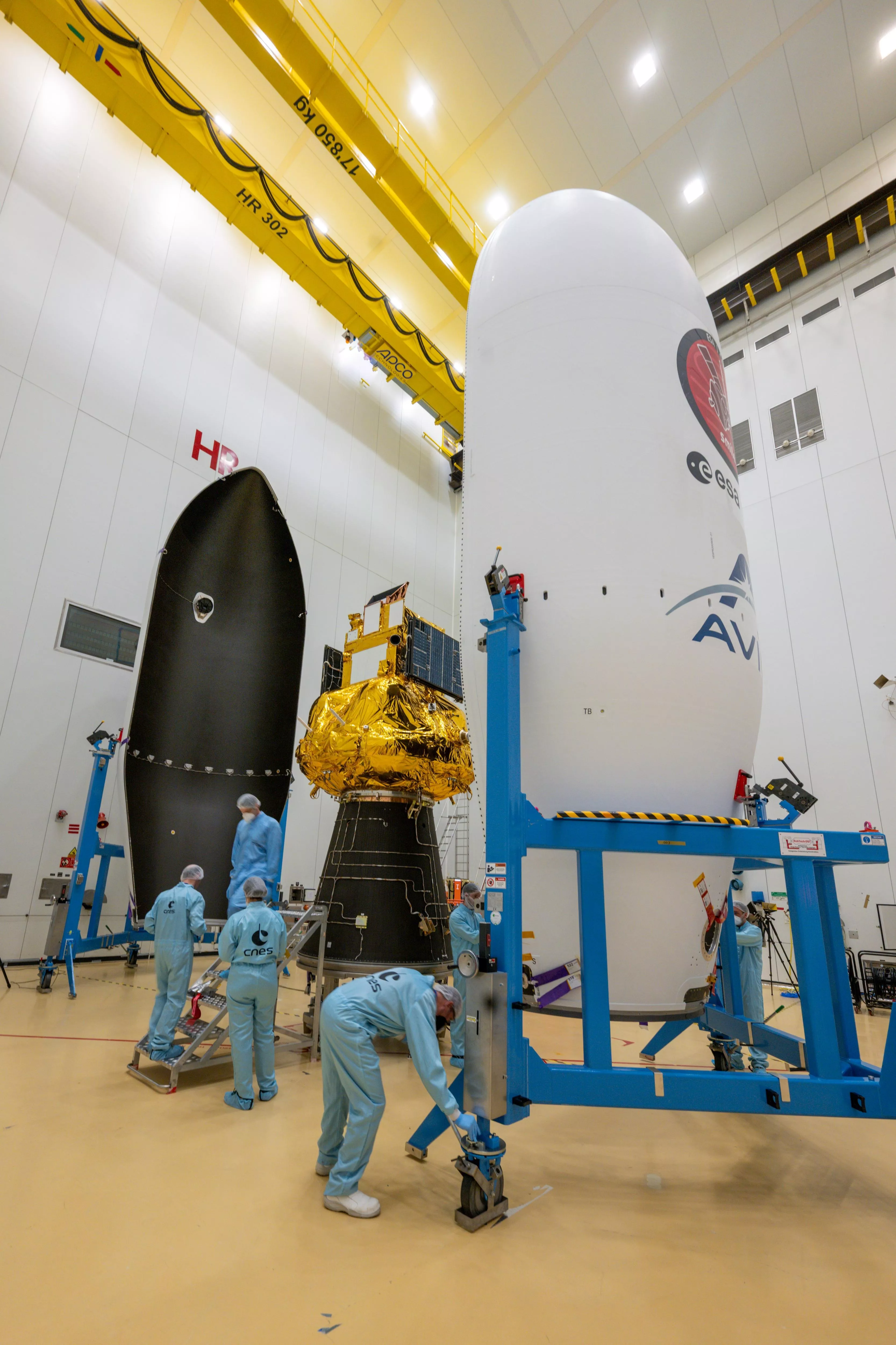 encapsulation satellite Smile en salle blanche