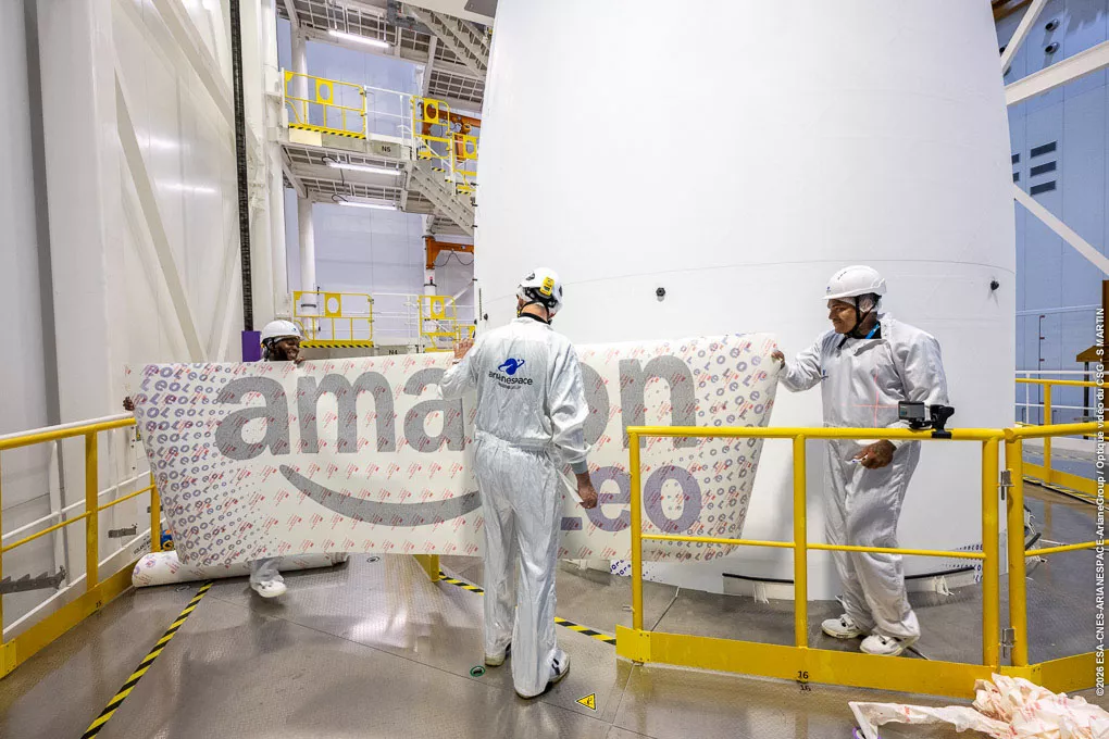 VA268_Pose logo sur Coiffe